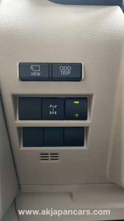 
										Toyota LAND CRUISER LC300 full									