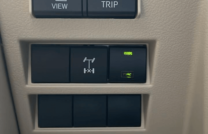 
								Toyota LAND CRUISER LC300 full									