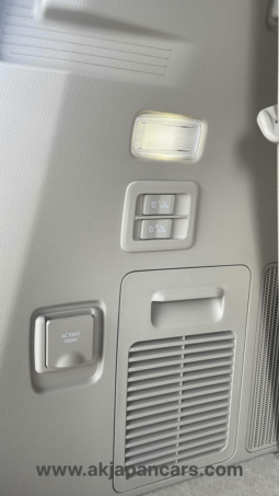
										Toyota LAND CRUISER LC300 full									