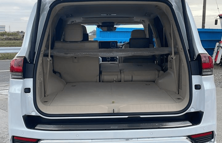 
								Toyota LAND CRUISER LC300 full									