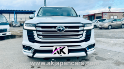 Toyota LAND CRUISER LC300
