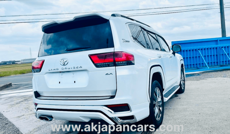 
								Toyota LAND CRUISER LC300 full									