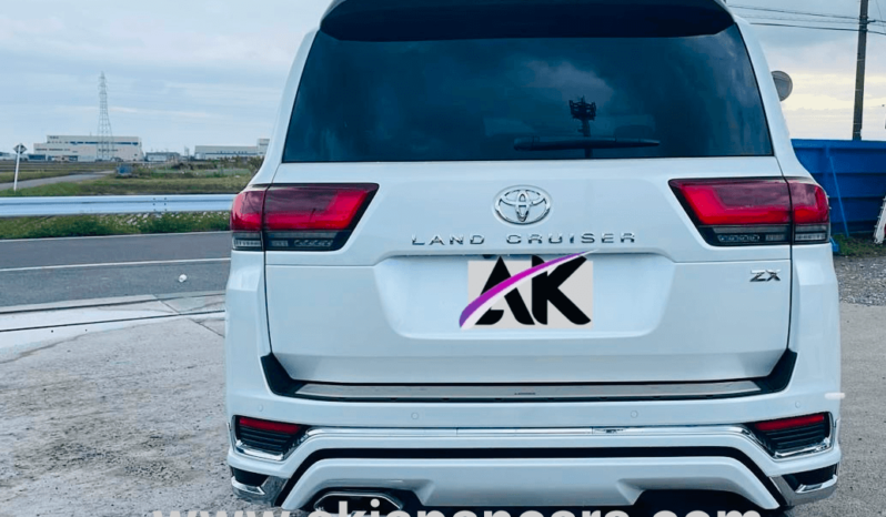 
								Toyota LAND CRUISER LC300 full									