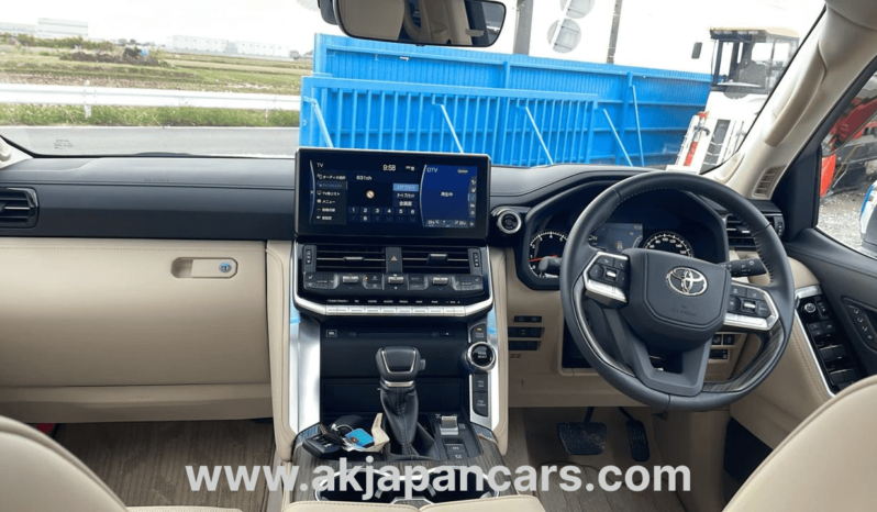 
								Toyota LAND CRUISER LC300 full									