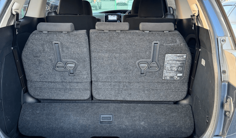 
								Toyota Estima Hybrid 2014 full									