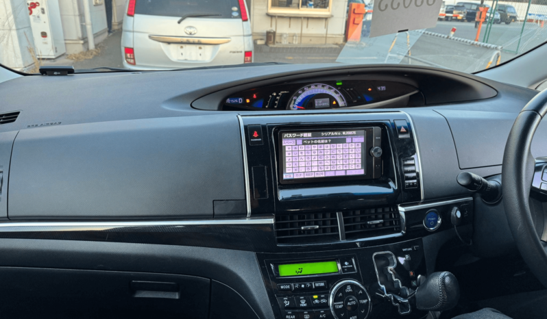 
								Toyota Estima Hybrid 2014 full									