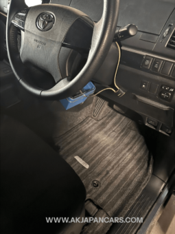 
										Toyota Estima Hybrid 2014 full									