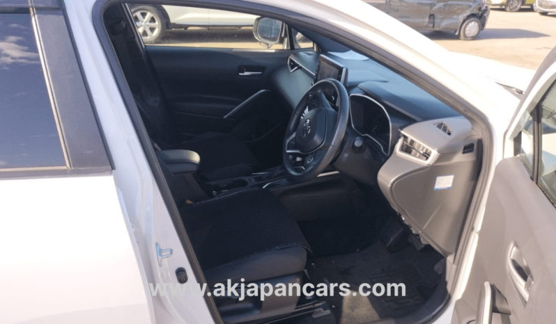 
								Corolla Cross Hybrid full									