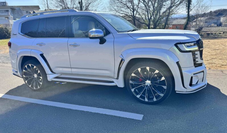 
								Land cruiser WALD edition LC300 2022 full									