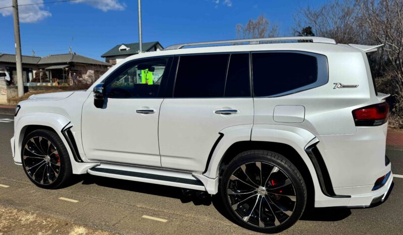 
								Land cruiser WALD edition LC300 2022 full									