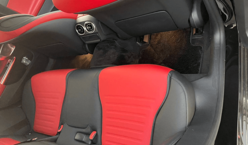 
								Mercedes-Benz C200 Model 2021 full									
