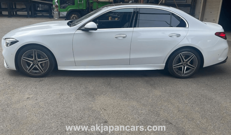 
								Mercedes-Benz C200 2022 Model full									