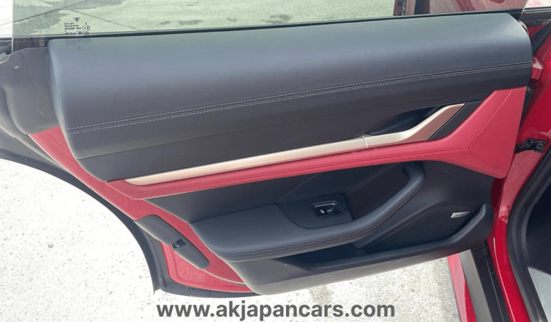 
								Porsche Taycan 2022 Model full									
