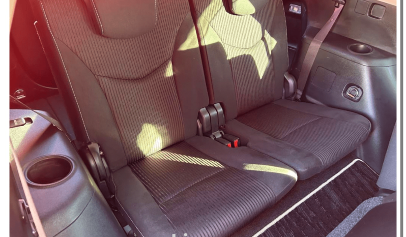 
								TOYOTA PRIUS ALPHA S TUNE BLACK full									