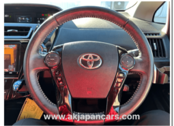 TOYOTA PRIUS ALPHA S TUNE BLACK