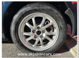 
										TOYOTA PRIUS ALPHA S TUNE BLACK full									
