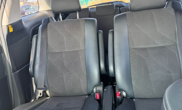 
								Toyota Estima Hybrid 2014 full									