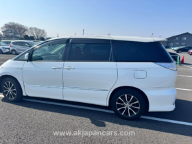 Toyota Estima Hybrid 2014