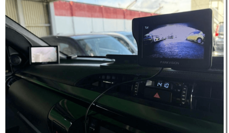 
								Toyota Hilux Pickup Truck 2022 Model full									