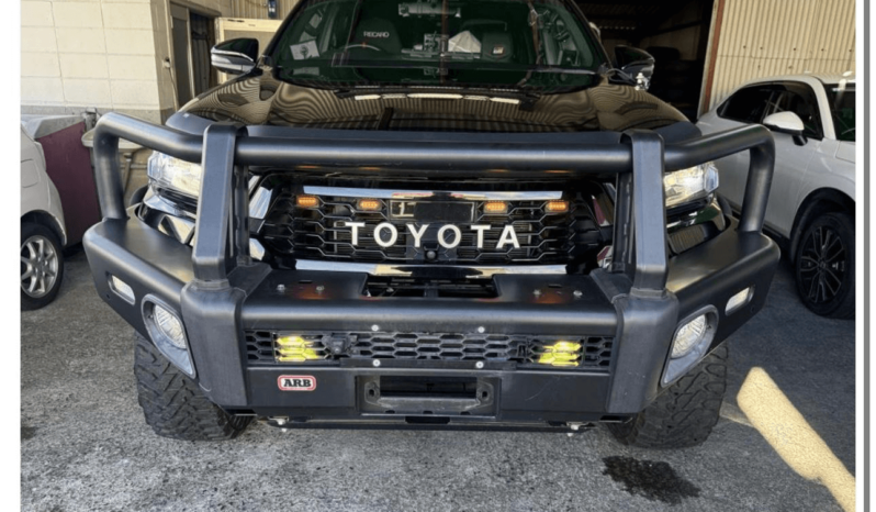 
								Toyota Hilux Pickup Truck 2022 Model full									
