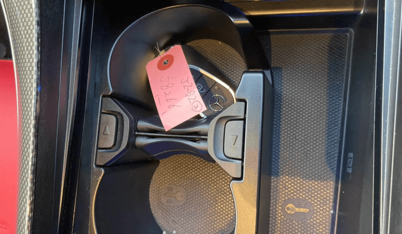 
								Toyota Land Cruiser Prado full									