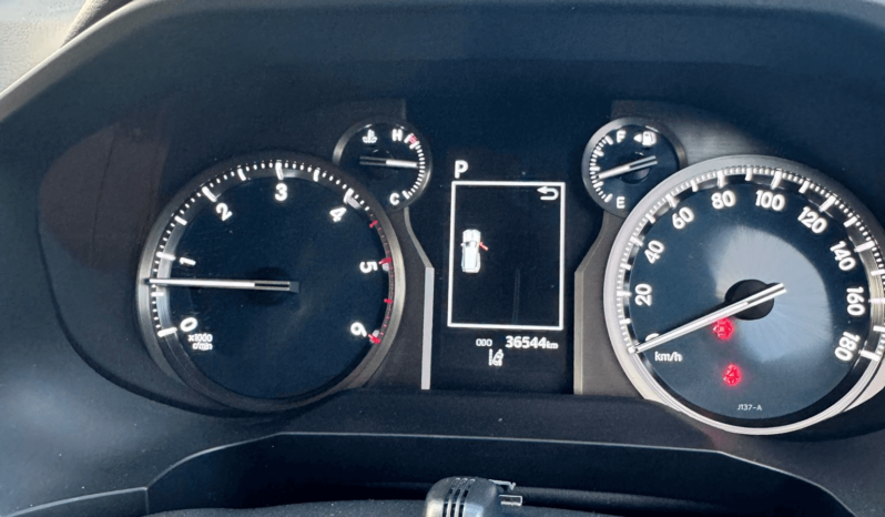 
								Toyota Land Cruiser Prado full									