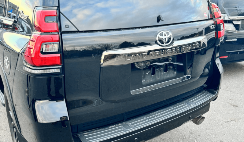
								Toyota Land Cruiser Prado full									