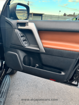 
										Toyota Land Cruiser Prado full									