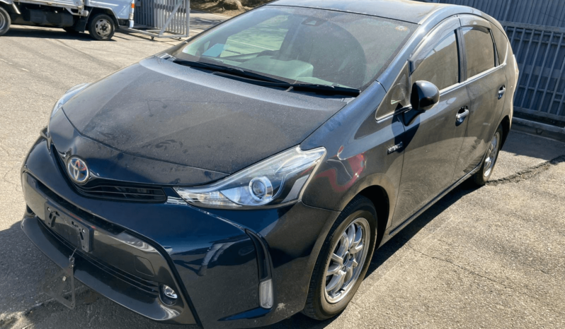 
								Toyota Prius Alpha S Tune Black full									