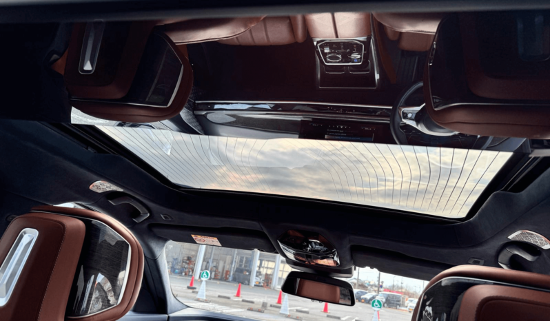 
								BMW 7 series i7 xDrive60 Excellence full									