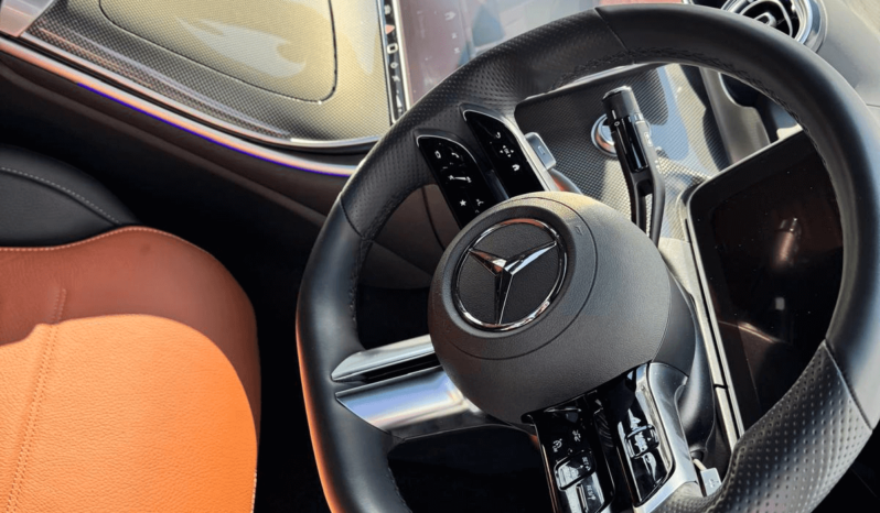 
								Mercedes Benz C200 full									