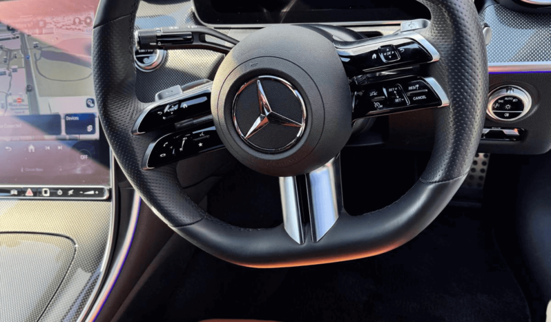 
								Mercedes Benz C200 full									