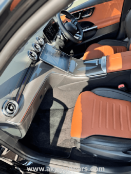 
										Mercedes Benz C200 full									