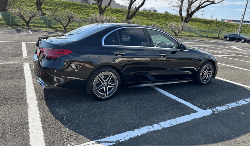 
								Mercedes Benz C200 full									