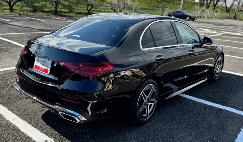 
								Mercedes Benz C200 full									