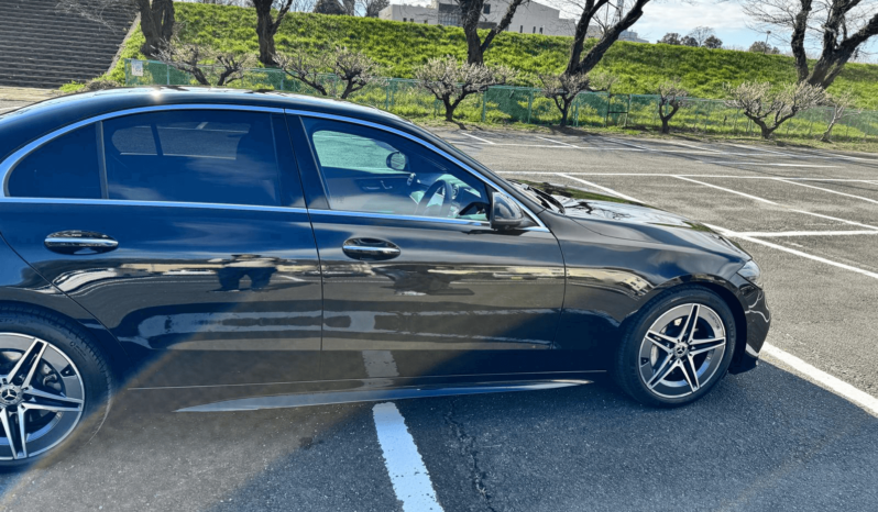 
								Mercedes Benz C200 full									
