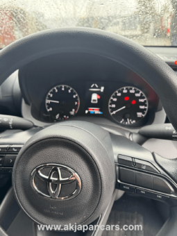 
										TOYOTA YARIS X full									