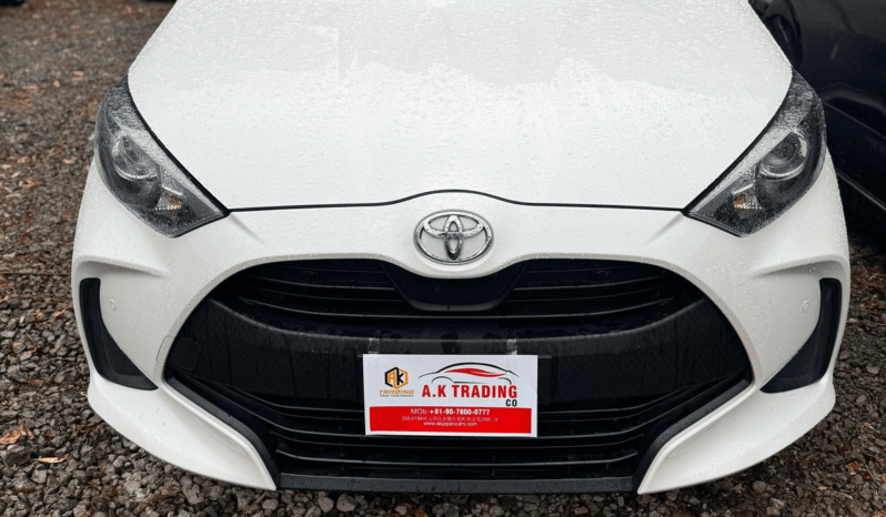
								TOYOTA YARIS X full									