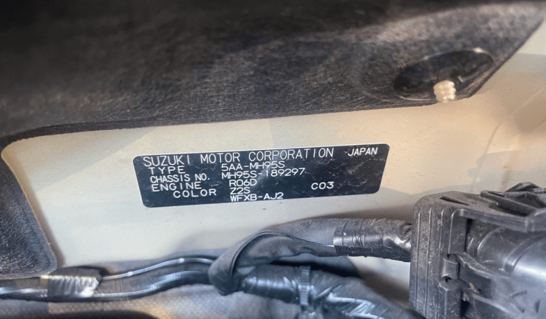 
								Suzuki Wagon R Hybrid 2022 Model full									