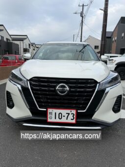 
										Nissan Kicks Two Tone 2021 full									