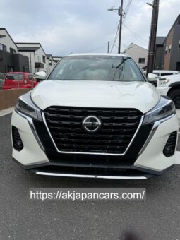 
										Nissan Kicks Two Tone 2021 full									