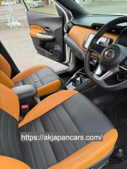 
										Nissan Kicks Two Tone 2021 full									