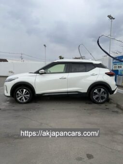 Nissan Kicks Two Tone 2021
