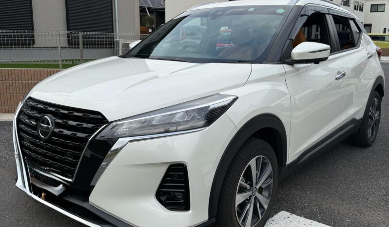 
								Nissan Kicks Two Tone 2021 full									